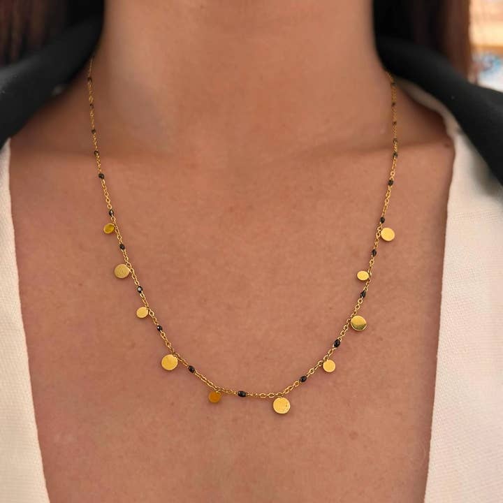 Cassette Barcelona – wholesale Hänge-/berlockhalsband – Dots emaljerat halsband i vitt