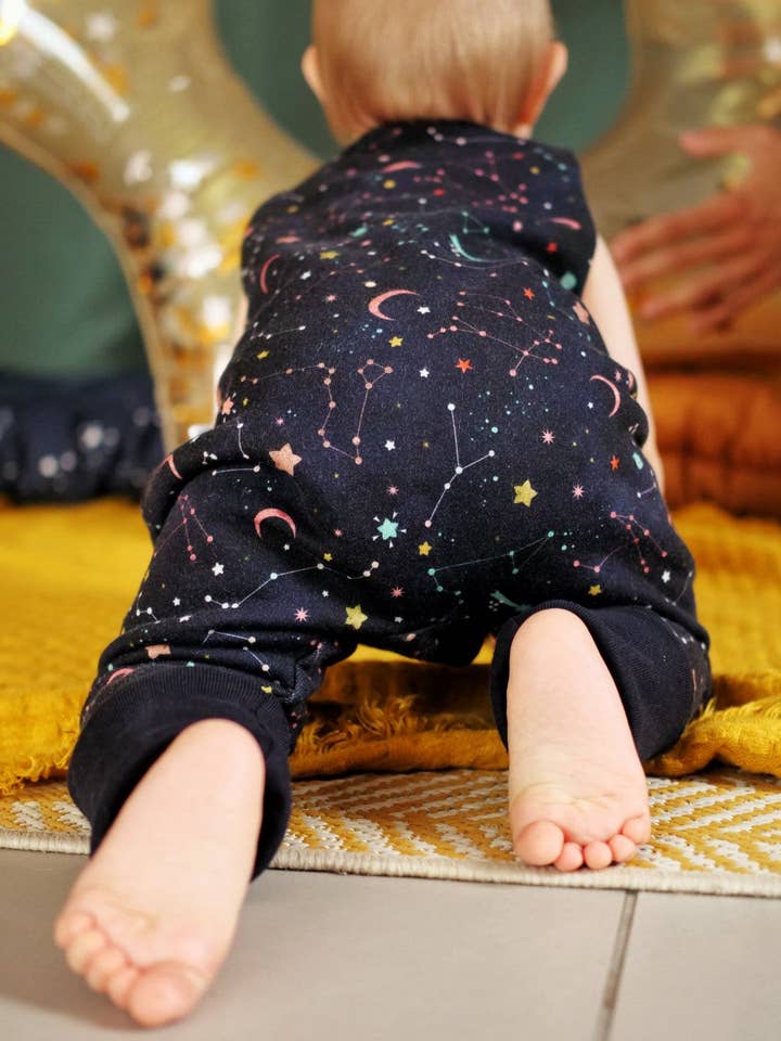 Salopette Cosmos Evolving per la vendita all'ingrosso da parte di Petites Menottes