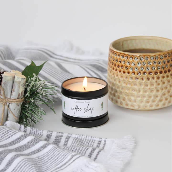 Coffee Shop vela de 3 oz y otras tendencias de Resultados para cafe grano molido al por mayor. Devoluciones gratuitas y condiciones de pago a 60 días en Faire en Faire.