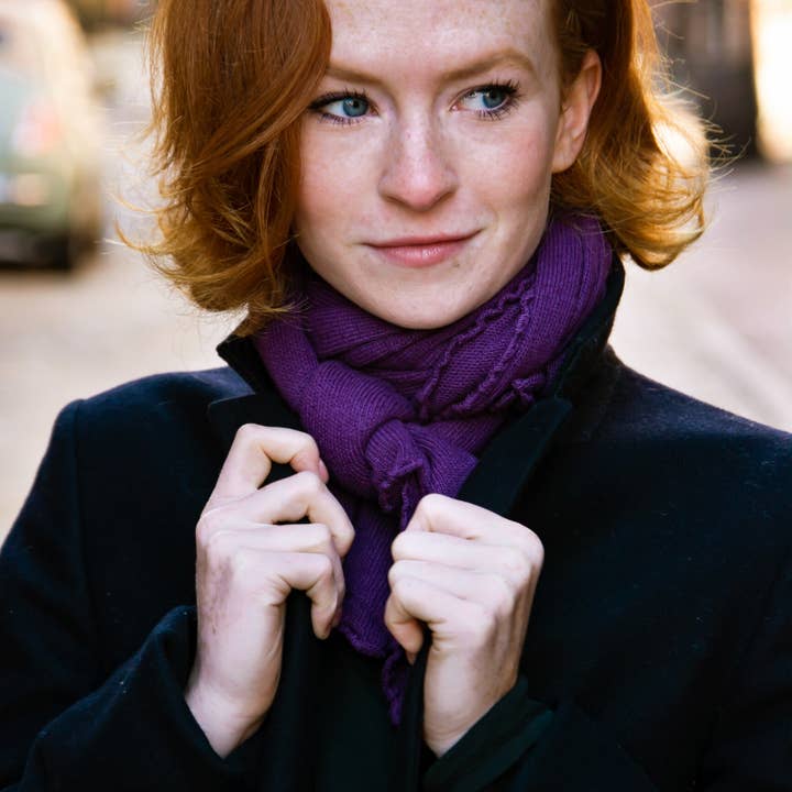 Margolis Pineo Italia - Wholesale Scarf - Women's - CASHMERE BLEND 'SARA' SCARF - DELICATE RUFFLE EDGE23