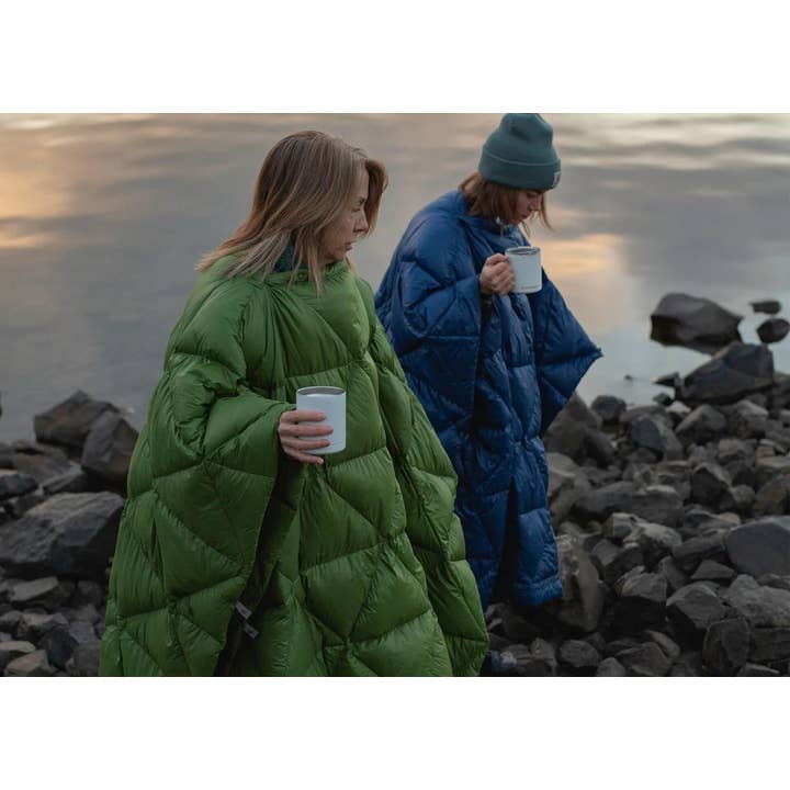 Bobcat 45ºF Down Trail Quilt for wholesale by Kammok