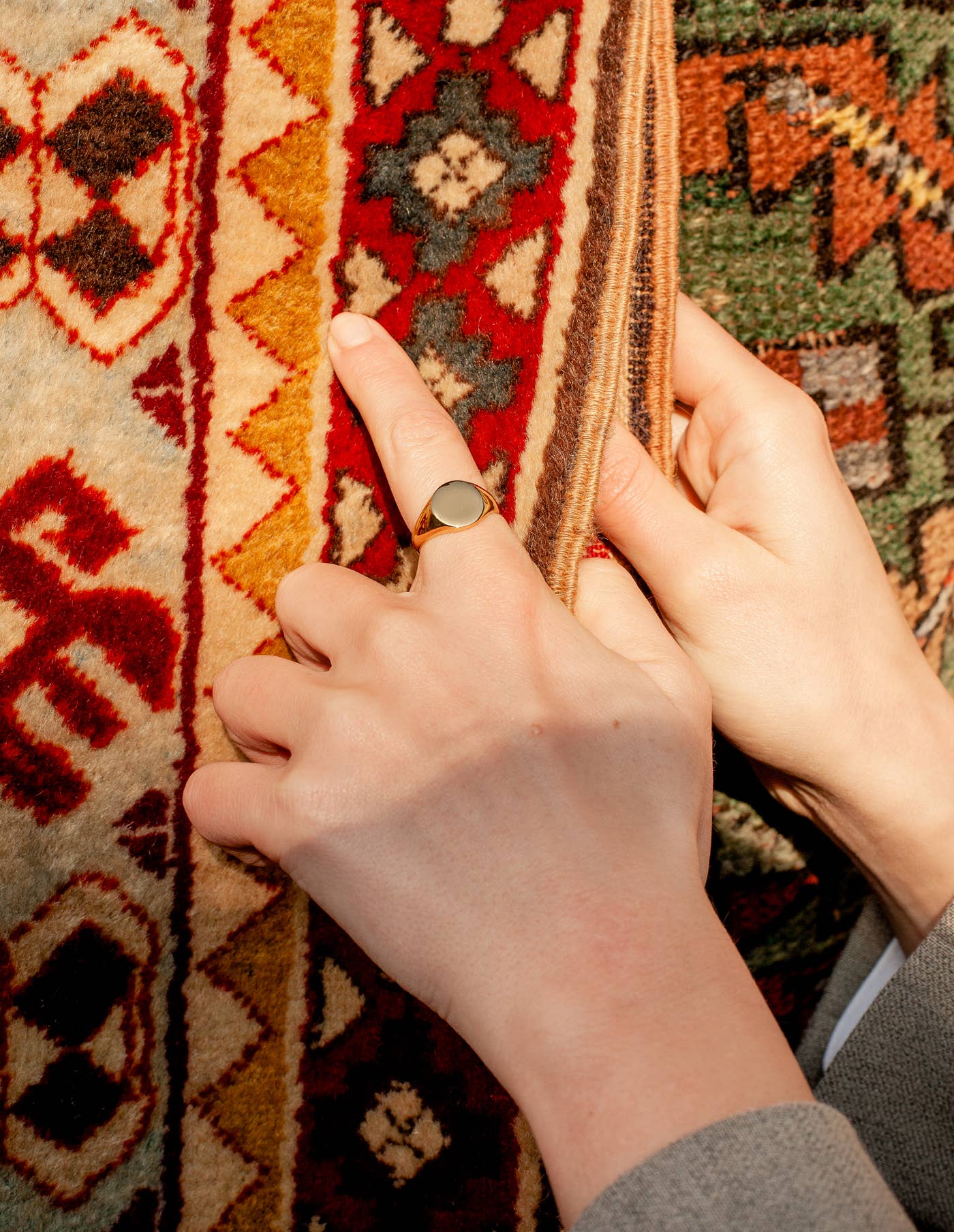 Nordic Muse - Wholesale Signet Ring - Gold Round Signet Ring, Waterproof0