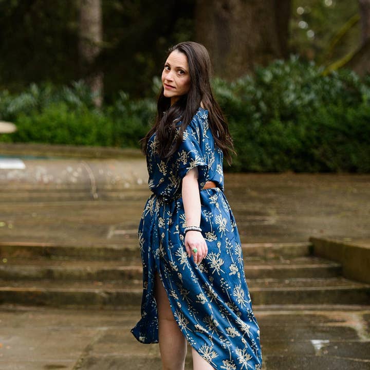 Ichcha - Wholesale Kaftan - Women's - Indigo Silky Blockprint luxurious soft kaftan Dress -Opuntia