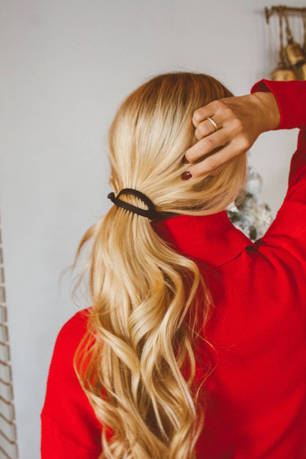 Shop Andi - Wholesale Hair Clip - Women's - Cutout Ponytail Cuff16