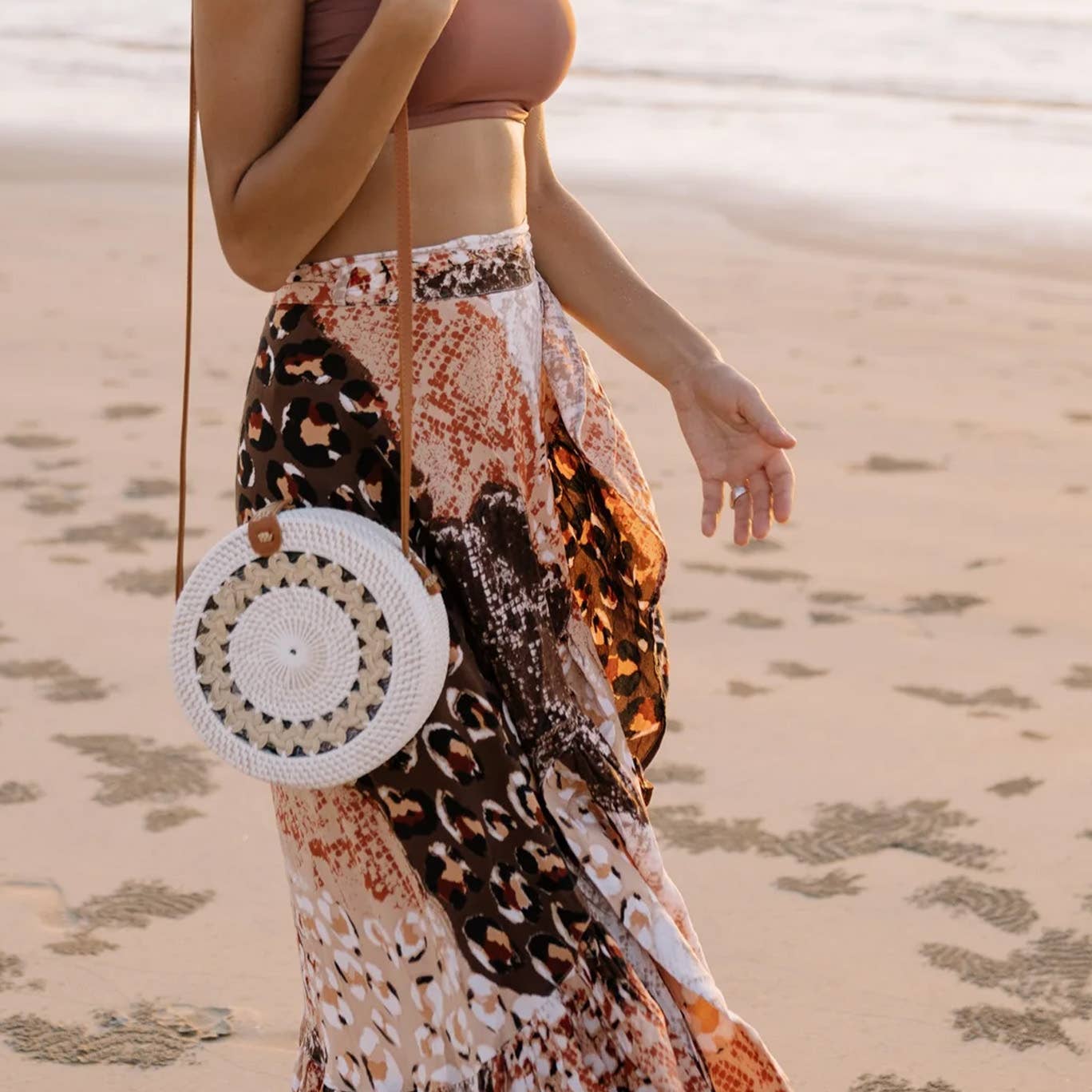 Bali Harvest - Wholesale Crossbody Bag - Women's - Round Ata Rattan Bag (White Braided) - Bali Bag, Straw Bag4