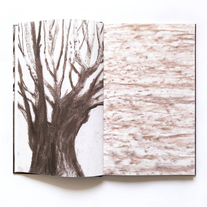 La Partie - Wholesale Display Book - Lucky night/Walk in the forest/Charcoal/Artist book4