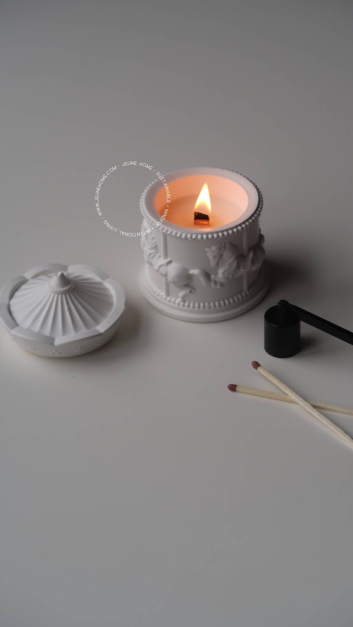 Jeune Home - Wholesale Jar/Filled Candle - Carousel - custom scented candle | Wooden wick candle4