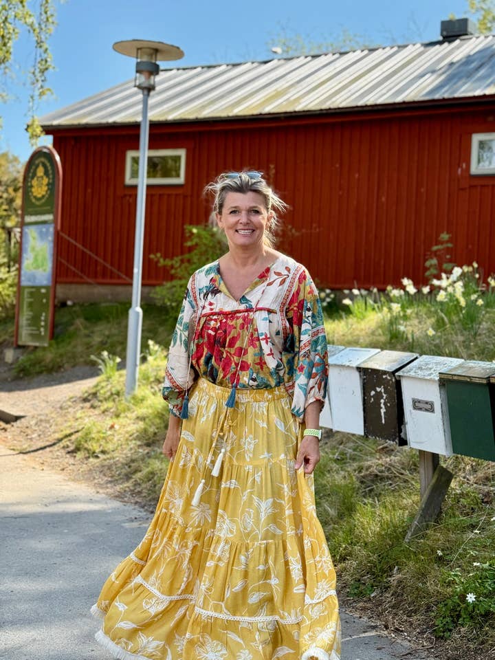 Naudic - Wholesale Skirt – Women’s - Tiered Skirt Amber1