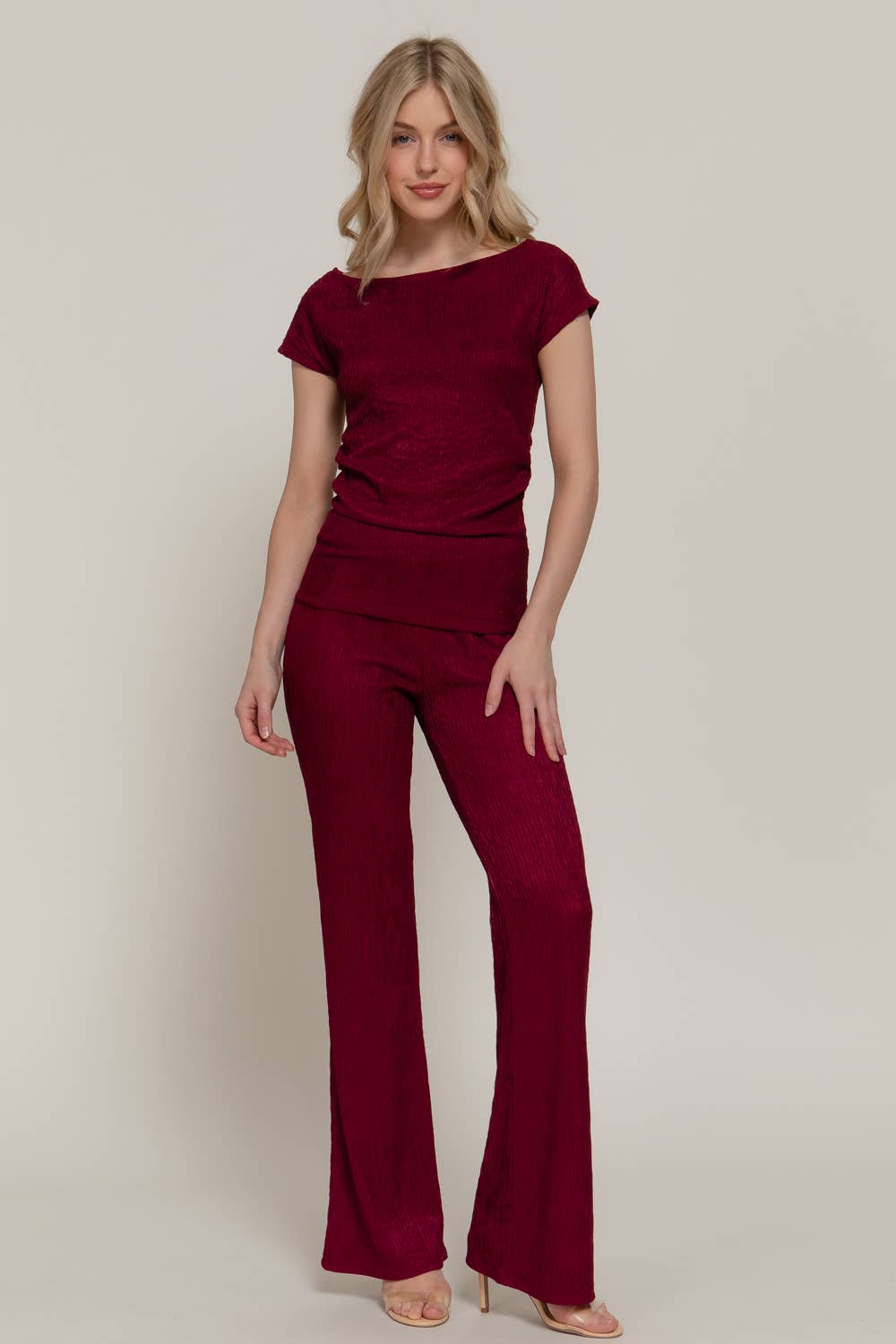 Active Basic | Active USA - Vendita all'ingrosso Completo top e pantaloni (NON loungewear) - Donna - Completo con Top a Manica Corta Dolman e Pantaloni Lunghi Svasati a Increspature Ondulate11