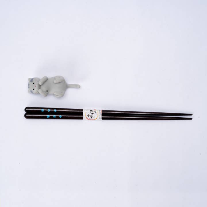 Urban Tokyo - Vente Baguettes - Ensemble cadeau de baguettes et repose-baguettes Chat Gris (20/200)4