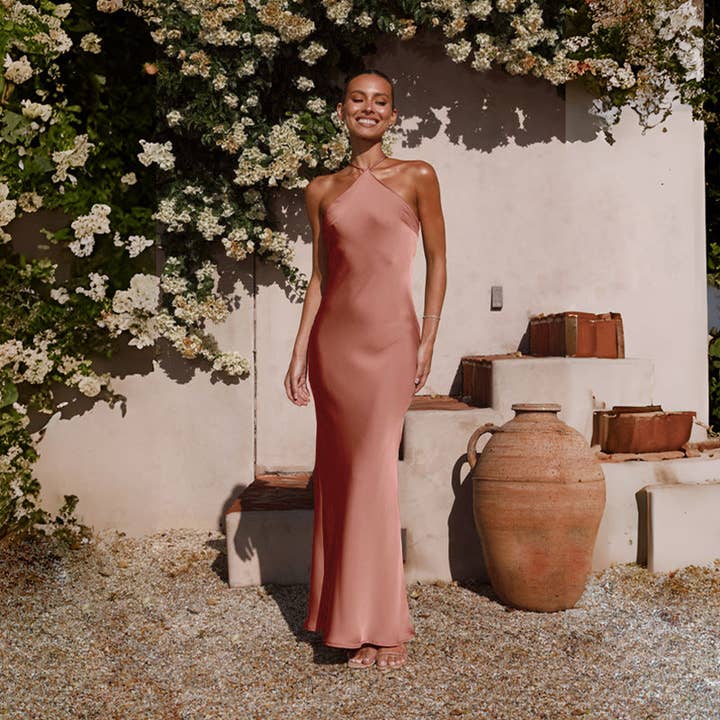 world apparel - Wholesale Dress - Women's - 2025 NEW Sexy SpringSummer Sleeveless Backless Dress1