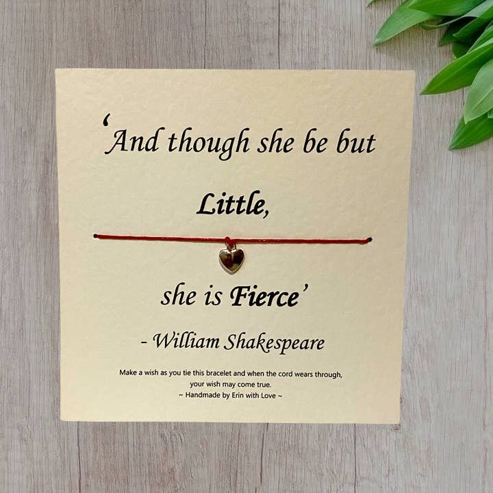 Och även om hon är liten... Önskar armband och meddelandekort för wholesale av By Erin Cards and Gifts Ltd
