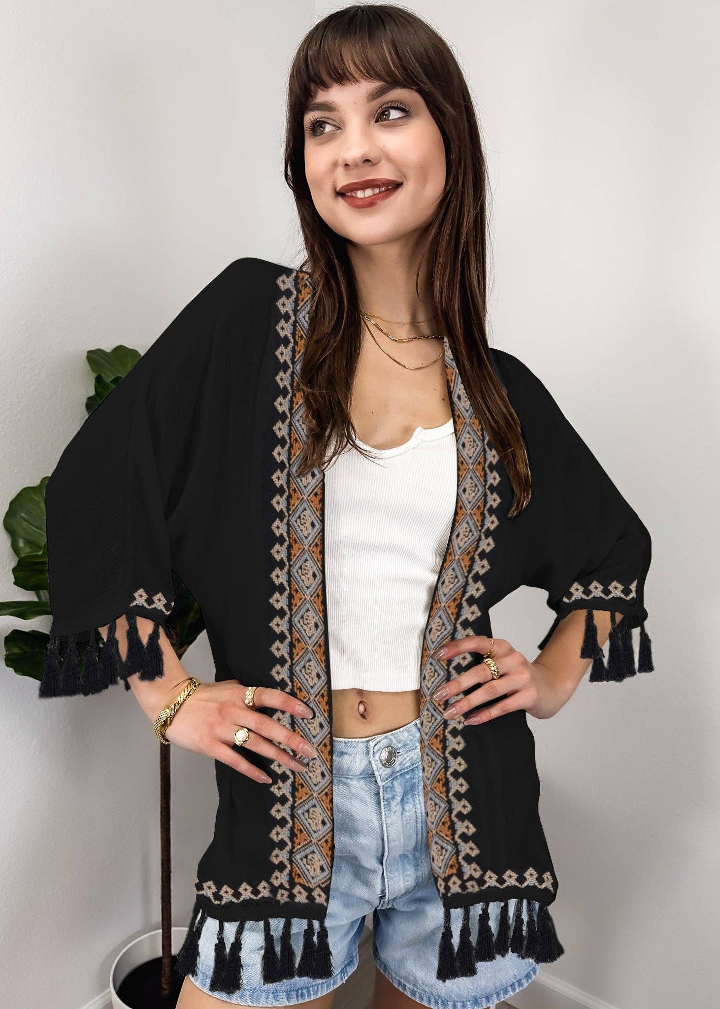 Anna Kaci Wholesale - Vente Kimono – femme - Cardi à pompons à devant ouvert pour femmes avec kimono tribal Boho6