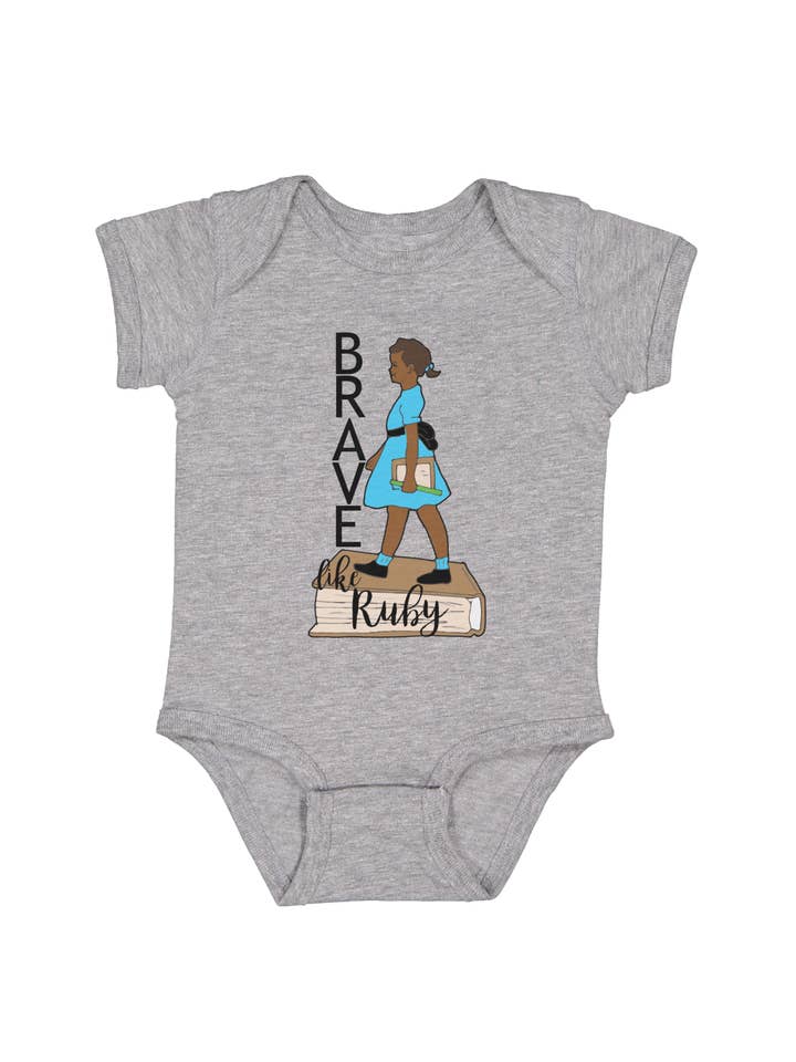 Mackenzie Madison of Philadelphia – Engroshandel T-shirt med serigrafitryk – til børn – Brave like Ruby Bridges Black History Month Shirt til børn2