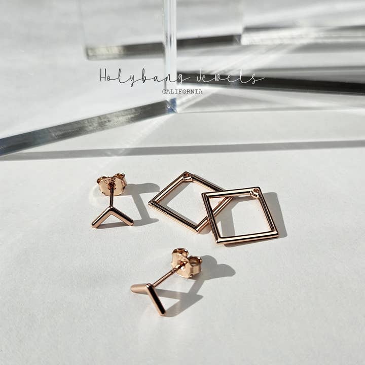 HolyBang Jewels - Wholesale Ear Jackets/Climbers - SQUARE EAR JACKET - E-ST1178