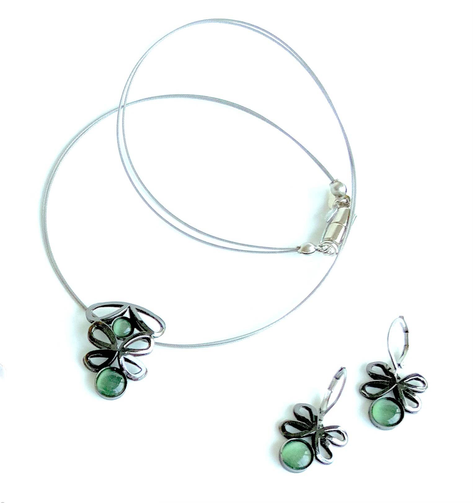 Christophe Poly / Crono Design – wholesale Jewellery set – SETS (KY) - Small Pendant WireNeck(K) 19" & LeverEar(X) Sets13