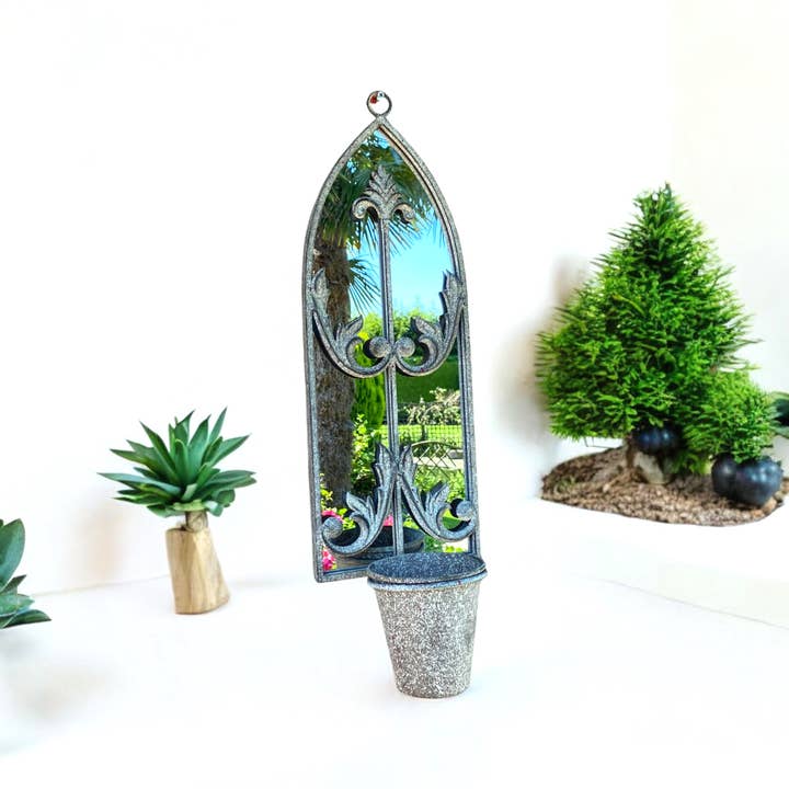 Minster Stylish Living Ltd – wholesale Wall mirror – 64Cm Rusty Wall Mirror With Single Planter