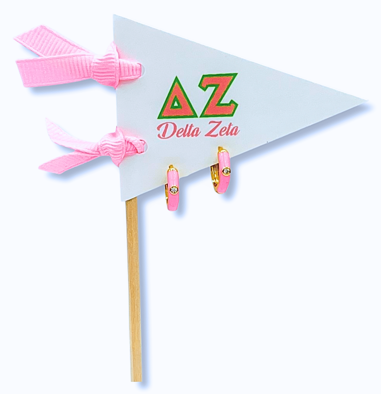 Color Shout - Vente Petits anneaux - Boucles d'oreilles Huggie aux couleurs vives de sororité sur drapeau fanion à lettre grecque14