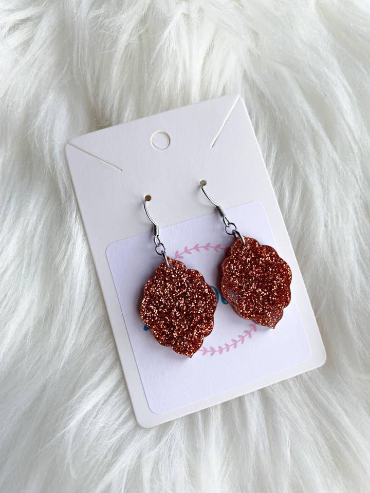 Pendentif élégant en acrylique 10 pour la vente par 269 Design