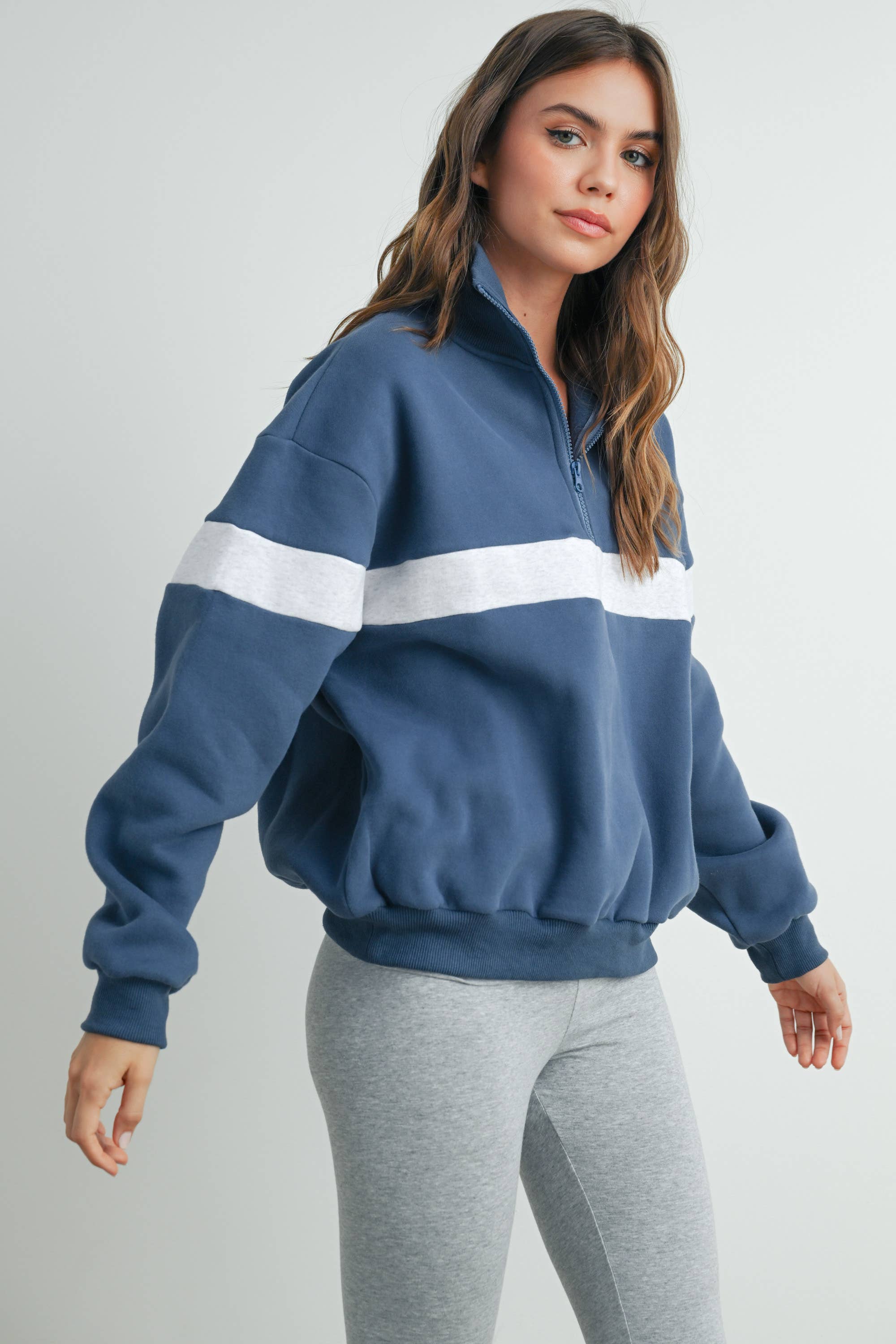 BUTTERMELON - Wholesale Sweatshirt - Women's - Two-Toned Half Zip Collar Sweatshirt - BMT753544