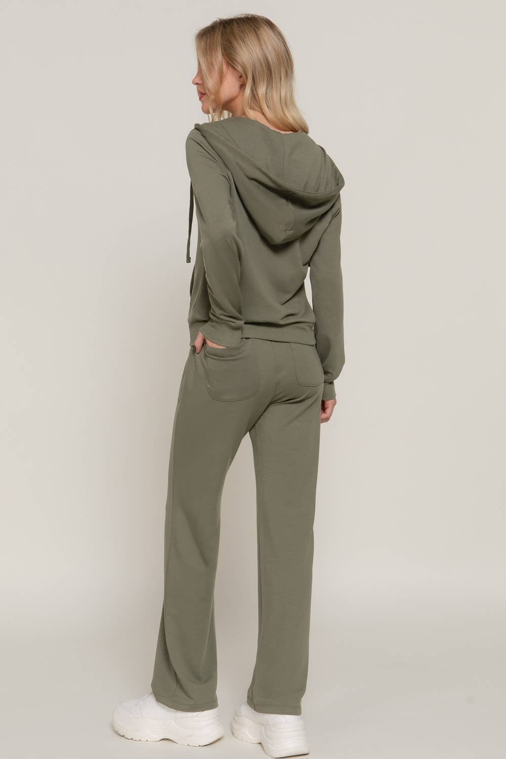 Active Basic | Active USA - Wholesale Lounge Set - Women's - Long Sleeve Hoodie Jacket & Pants Sweatsuit Set  41