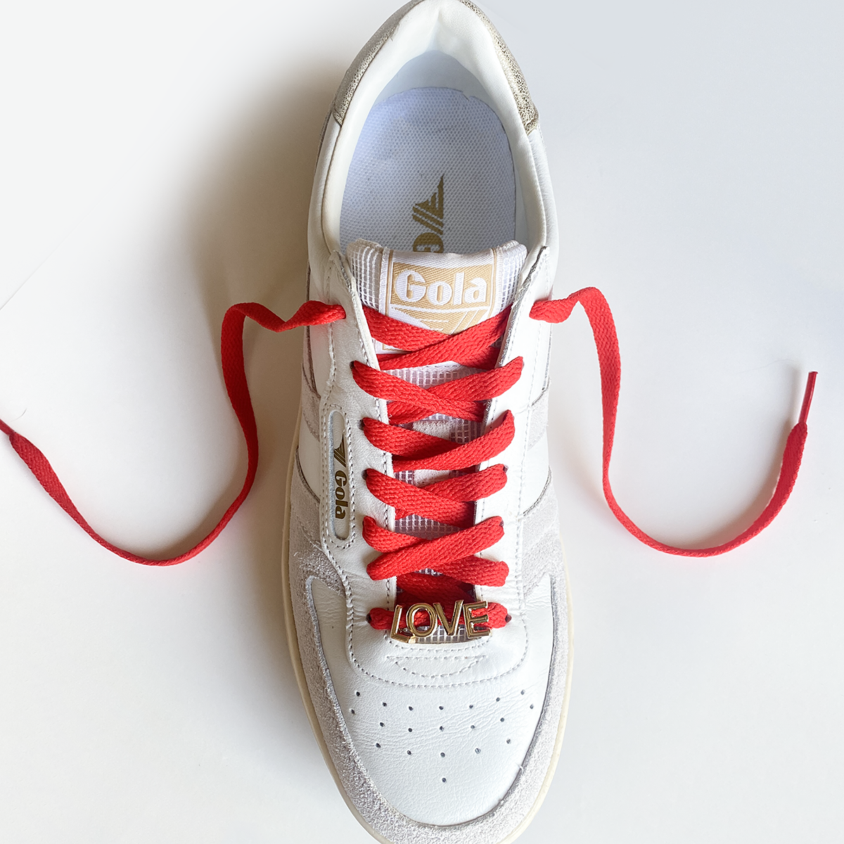 Leo & Lee Studio - Wholesale Shoelaces - Unisex - Love Sneaker Charm Sets - Gold LOVE with Red & White Laces5