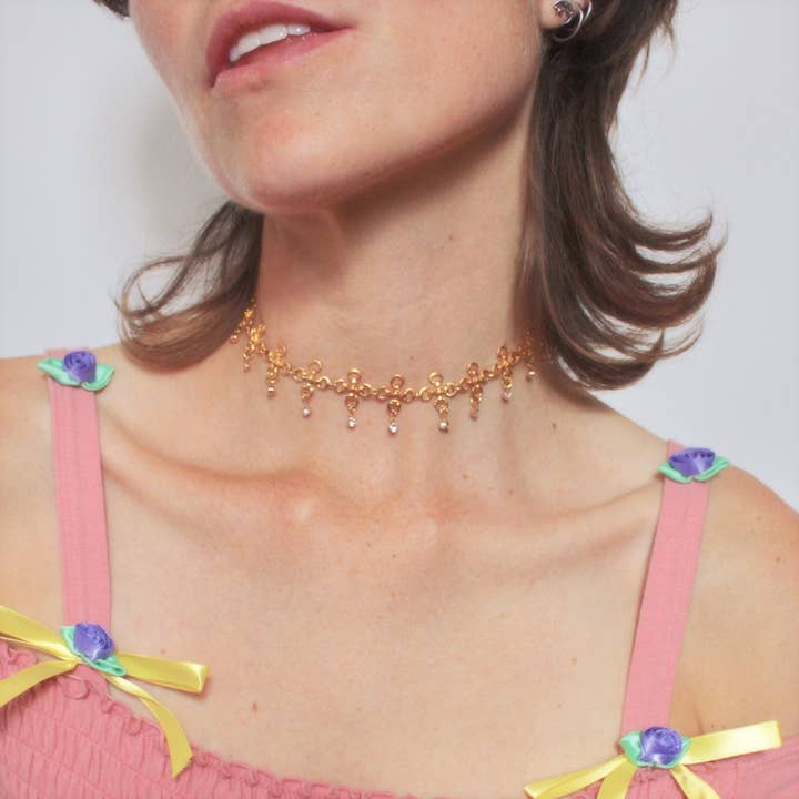 Sammenkoblet Choker i Guld for engroshandel hos Crafturday