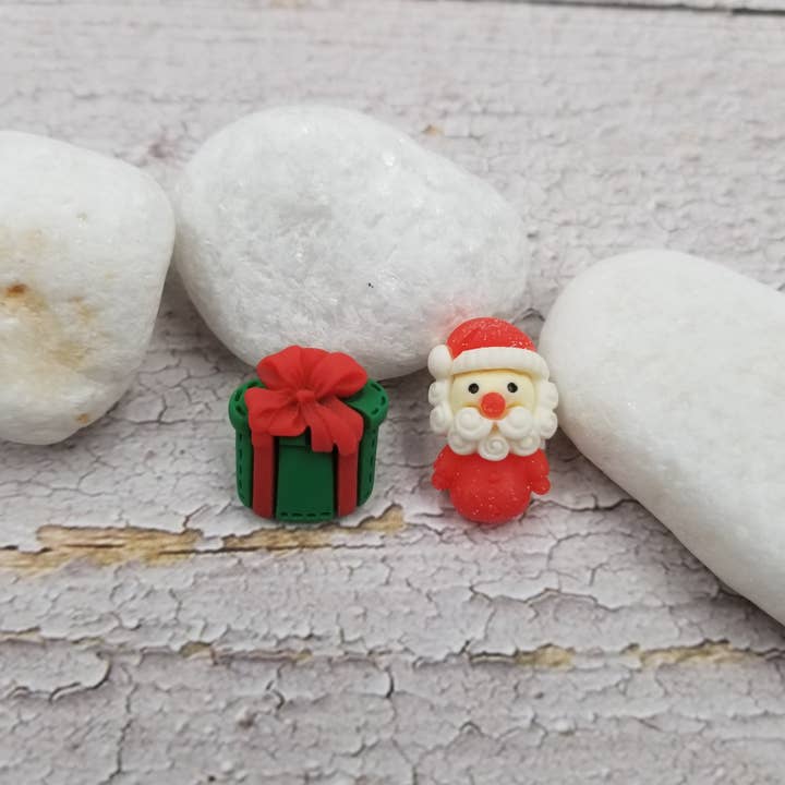 Christmas Gift Santa Earrings for wholesale by Treasure Wholesale