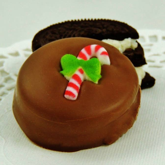 Chocolate Pizza Company Inc - Wholesale Cookie - Holiday Decorated Vanilla Cream Cookie1