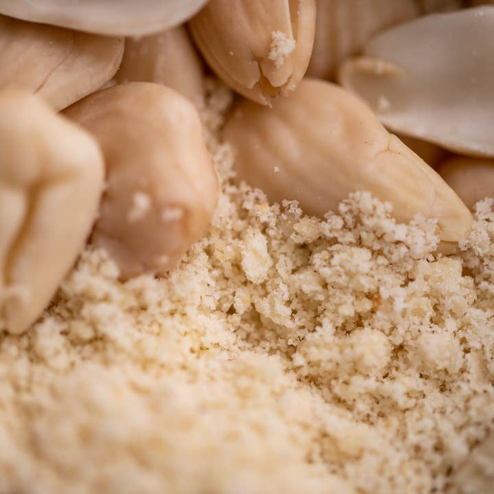 Donna Francesca - Wholesale Flour - Almond Flour 250 g - Made in Italy Premium Quality2