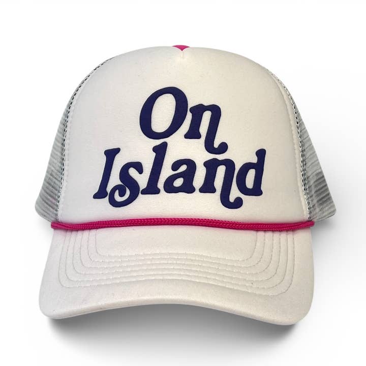 Casquette Trucker en Mousse Island pour la vente par Talisman & Co.
