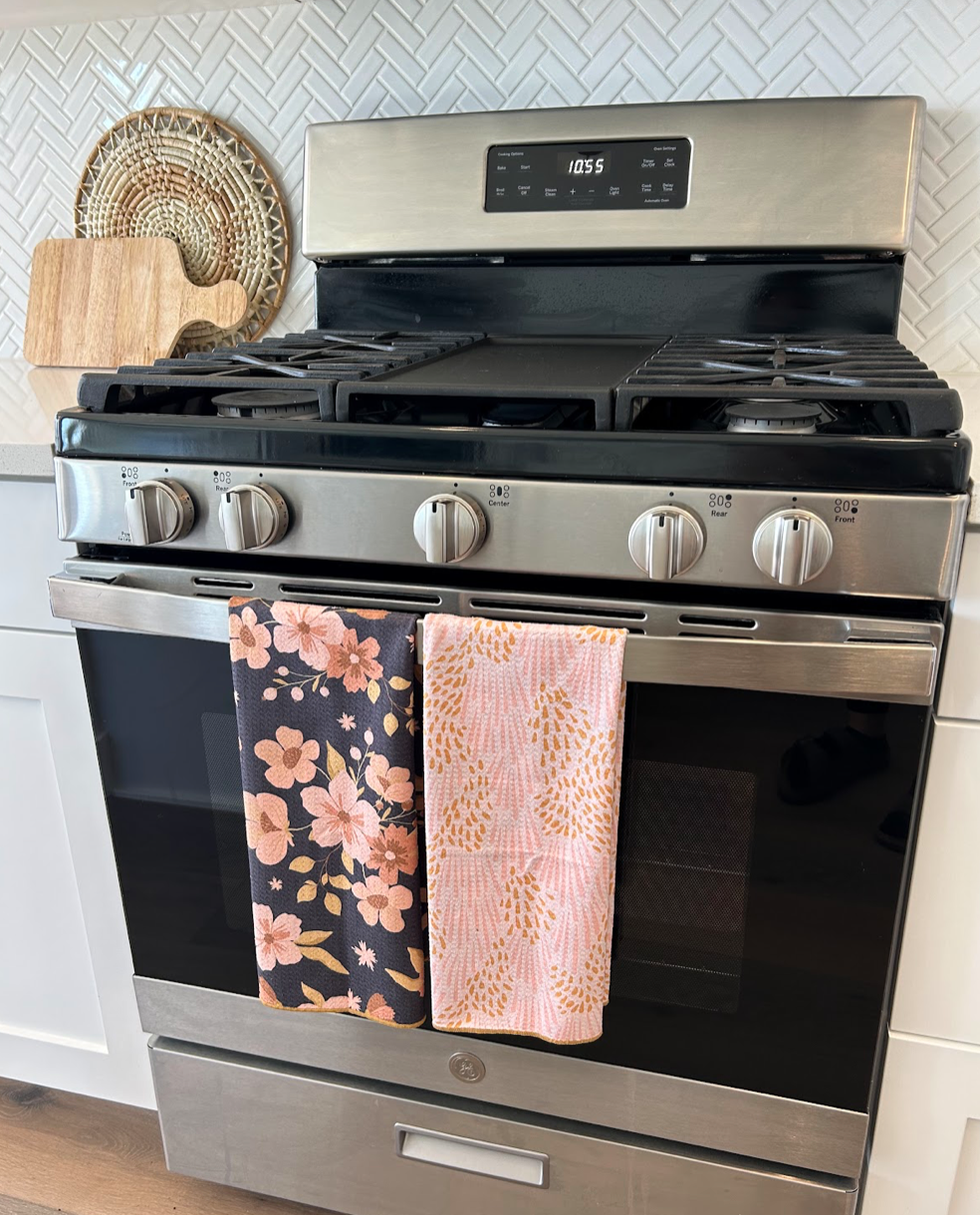 Bloom Towels - Wholesale Tea Towel - B133 Chrysanthemum4