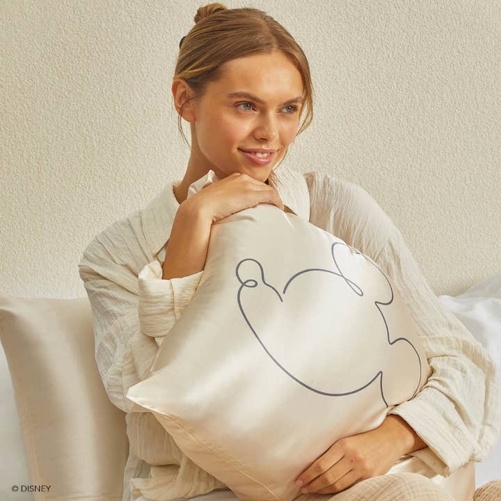 KITSCH - Venta al por mayor Fundas de almohada - Funda de almohada satinada Kitsch & Mickey y Minnie King Mrs. Mouse 3