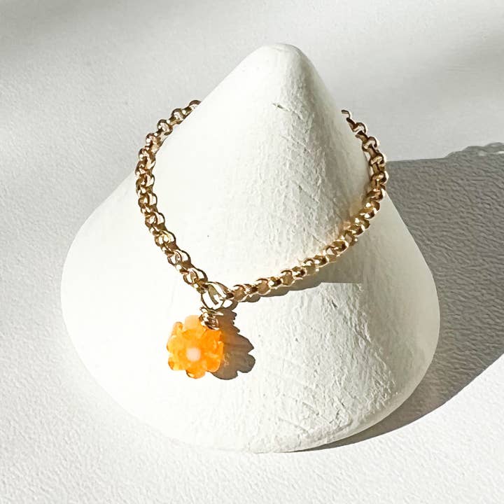 Bague à pendentif fleur pour la vente par Roop Jewelry