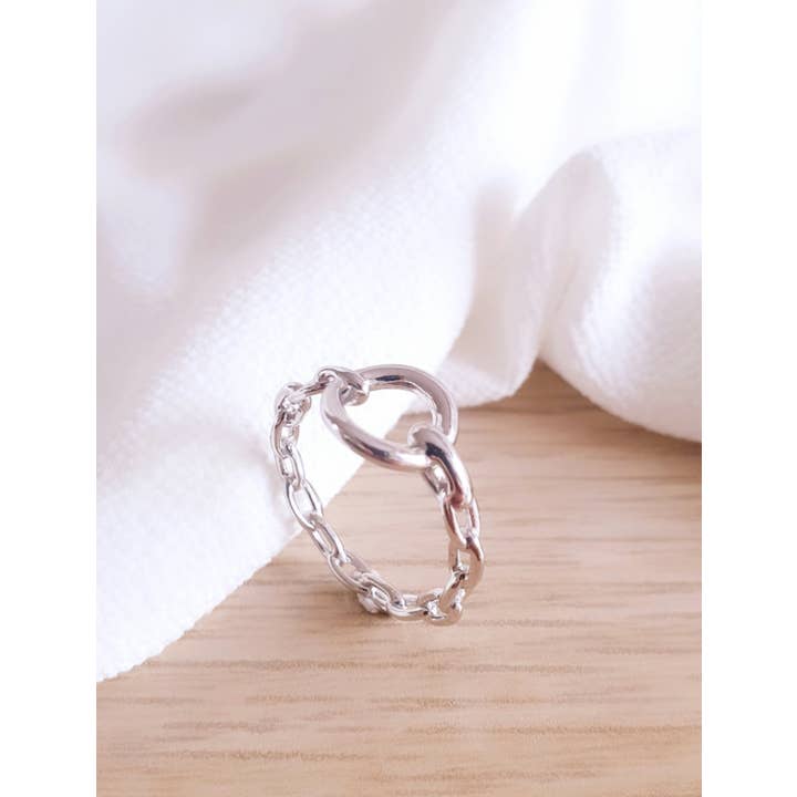 SIUKA – Engroshandel Båndring – Rhodiumbelagt 925/1000th sølvring med en cirkel
