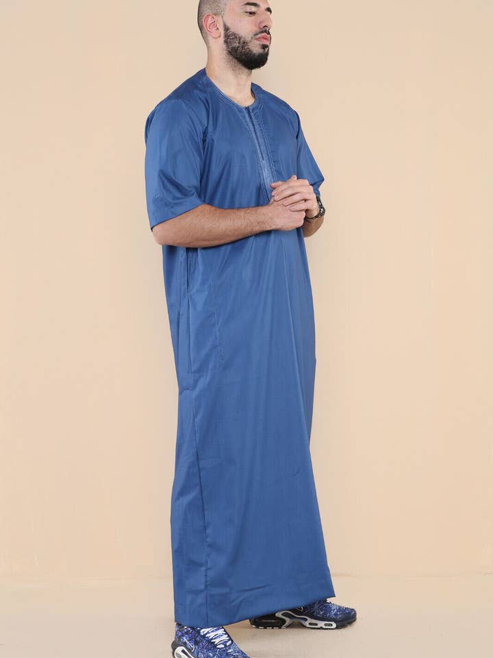 Infinity Leather (Upperclass Fashions Ltd) - Vente Peignoir – homme - Thobe pour homme islamique marocain et saoudien avec fermeture éclair – Robe kaftan arabe4