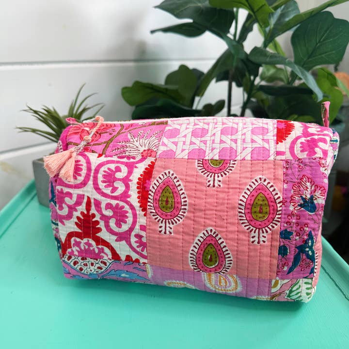 Folklore Couture - Wholesale Makeup/Cosmetic Bag - Quilted Makeup Travel Cosmetics Toiletry Bag Pink Patchwork