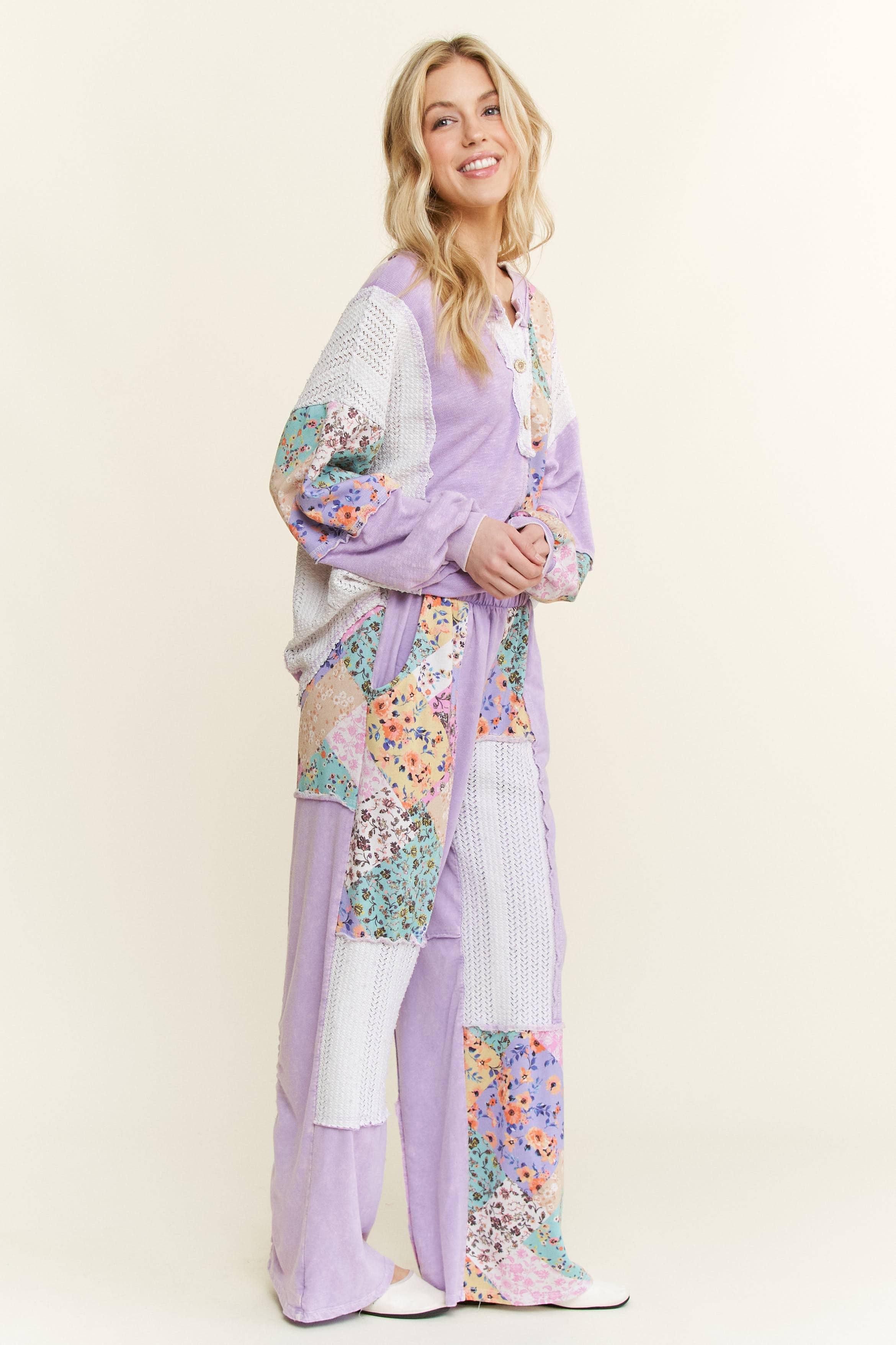 J.Her – Engroshandel Strikket top - Dame – Mineralvasket blomsterbølge-strikket jacquard boho-top HT6039P18