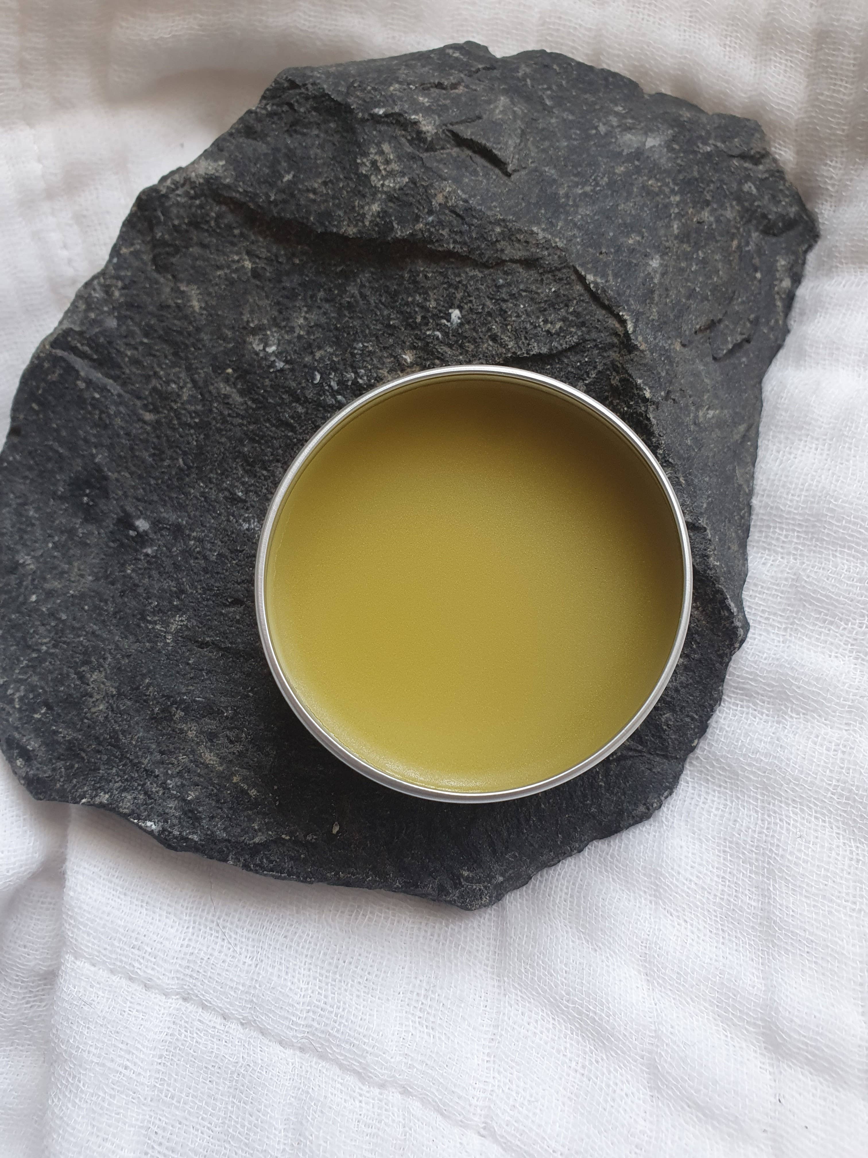 Petit Papillon – Großhandel Heilsalbe/Balsam/Creme – Comfrey Heilsalbe1