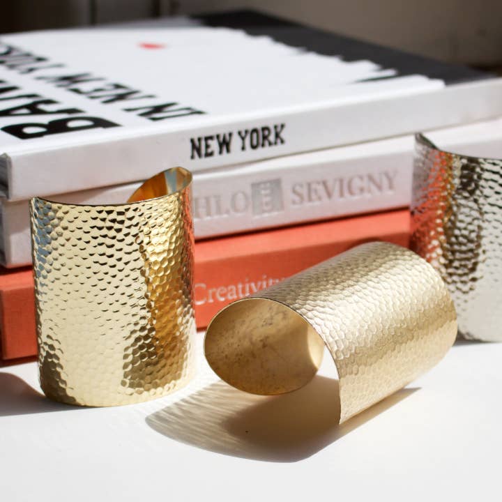 3" Gehämmertes Statement-Maker-Armband|Gold|Silber|Matt|Glänzend für den Großhandel von a.v. max