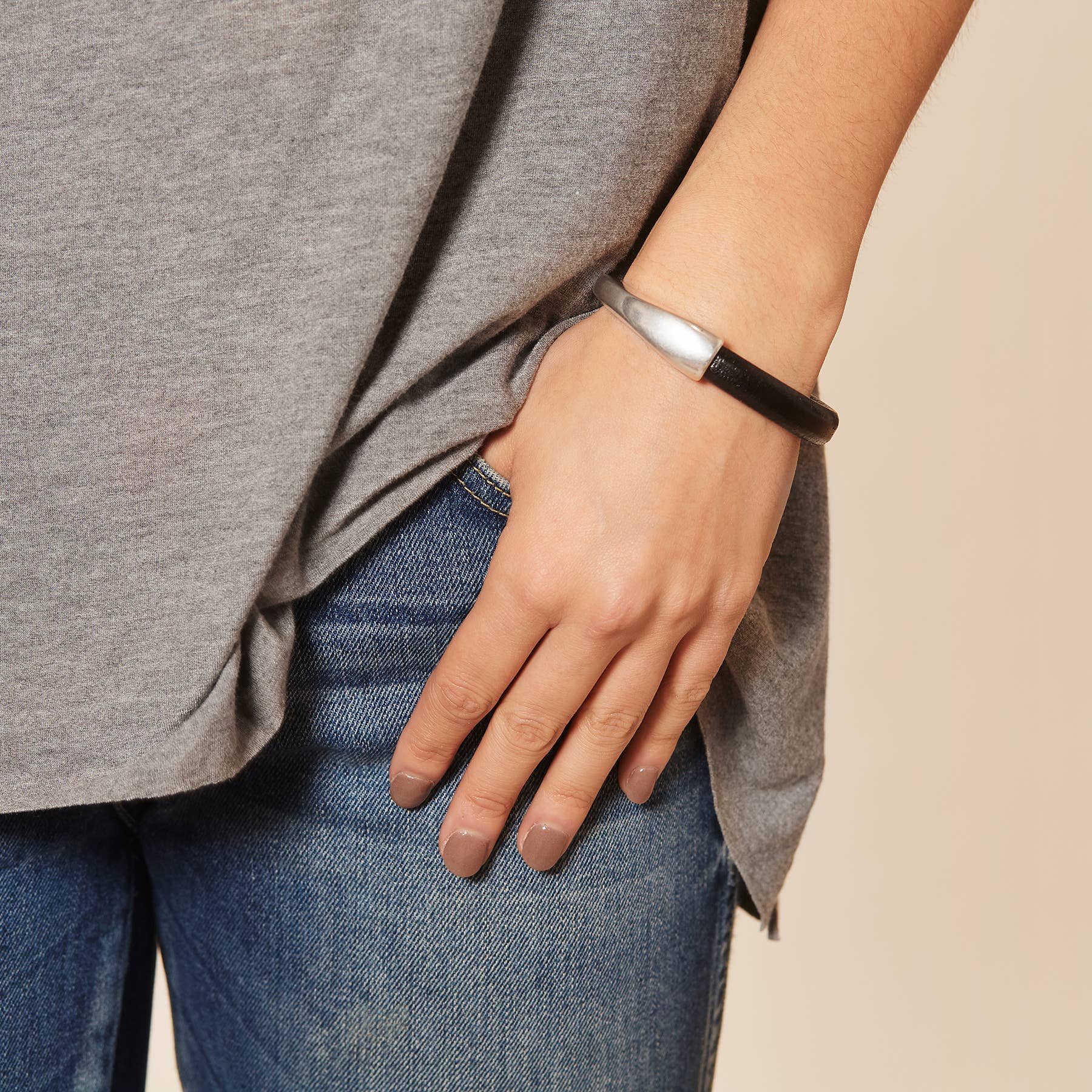 Diana Kauffman Designs - Vendita all'ingrosso Bracciale a polsino - Bracciale breakaway in pelle/Argento22