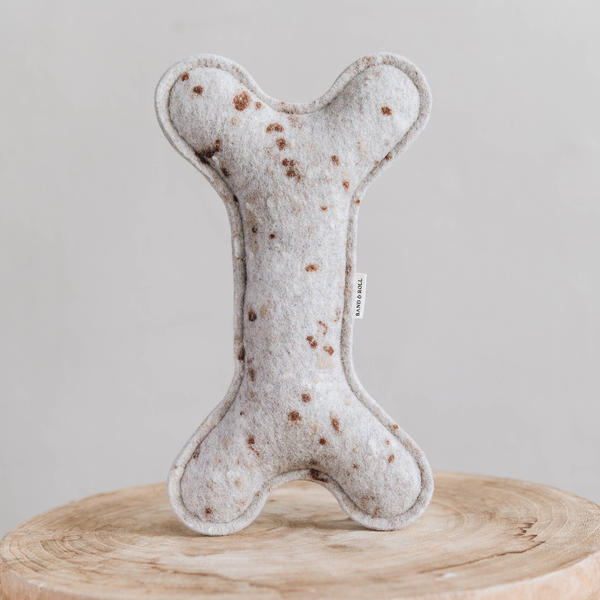 BAND&ROLL – wholesale Leksak - Hund – Enchanted Wool Trio: Miljövänliga hundleksaker1