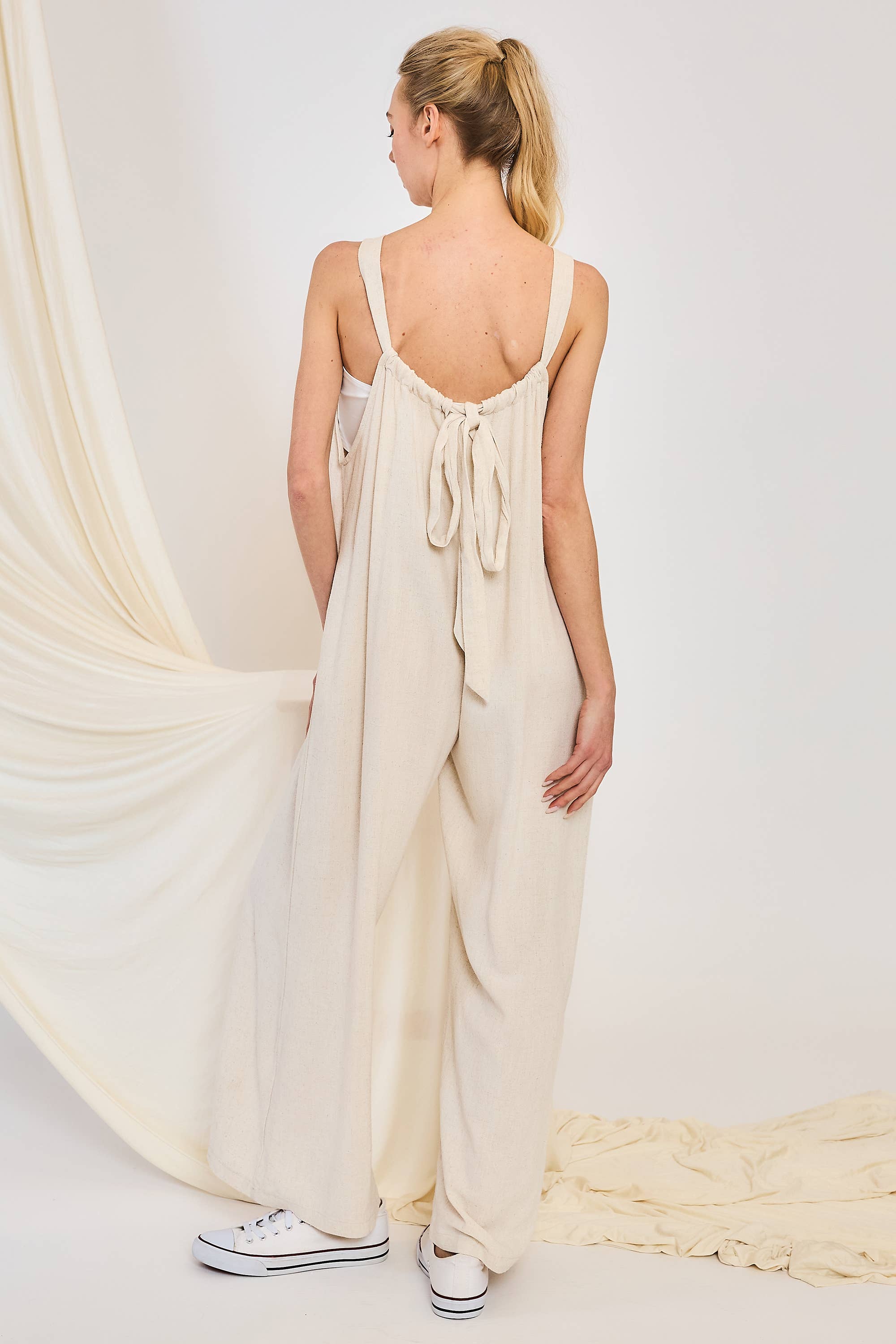 Avoine 2T COMBINAISON SANS MANCHES EN LIN AVEC LIENS FWMJ3777 en vente sur Faire2