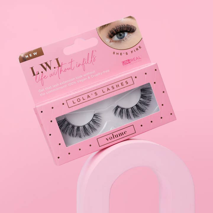 Lola's Lashes – wholesale False/fake eyelashes – L.W.I She's Fire Russian Strip Lashes
