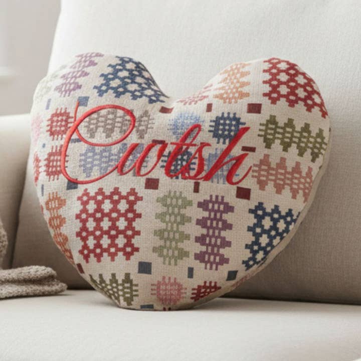 Moose & Co - Wholesale Chair Cushion - Multi Heart Shaped Welsh tapestry Embroidered cushions