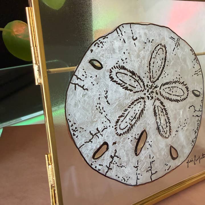 jcarp designs - Wholesale Decorative Tabletop Object - Hand-Painted Sand Dollar Glass Frame: Coastal Home Decor 3