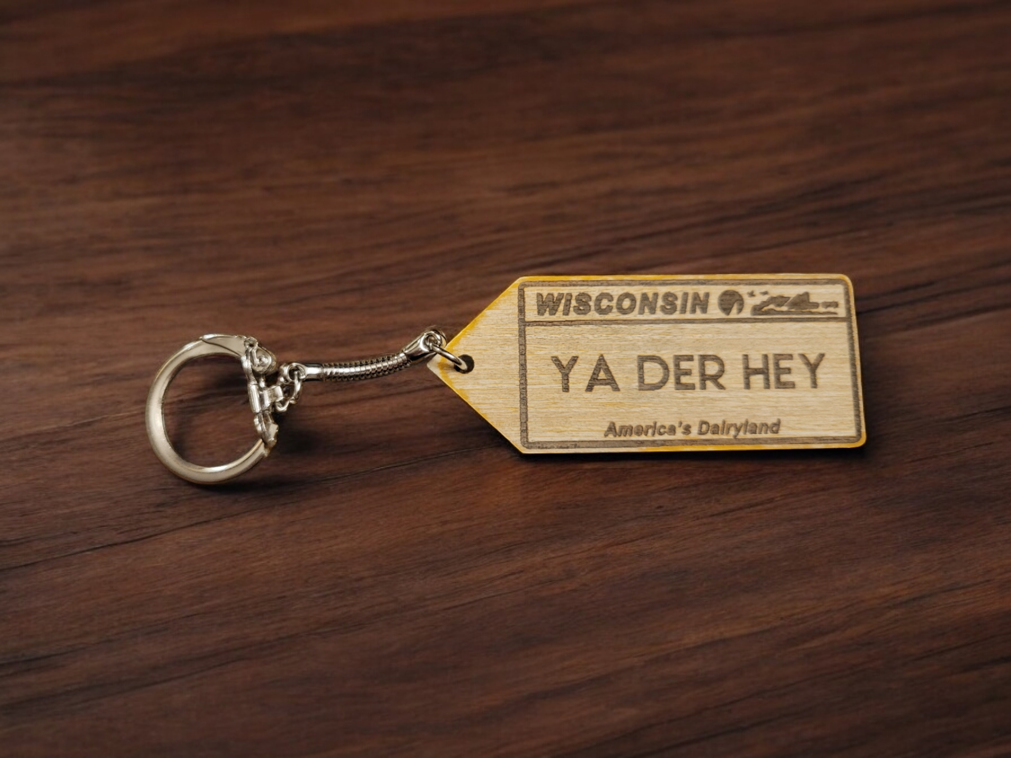 Ellie Joe Design Co - Wholesale Keychain - Unisex - Wisconsin License Plate Keychain7