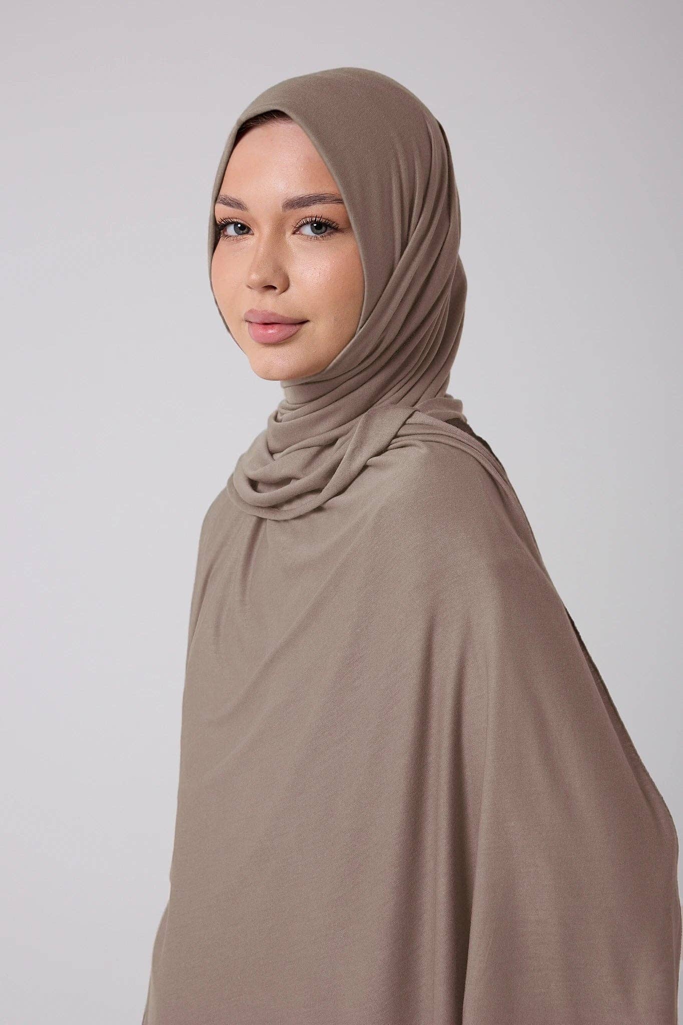 Akoya Hijabs - Wholesale Hijab - Women's - Premium Jersey Hijabs7