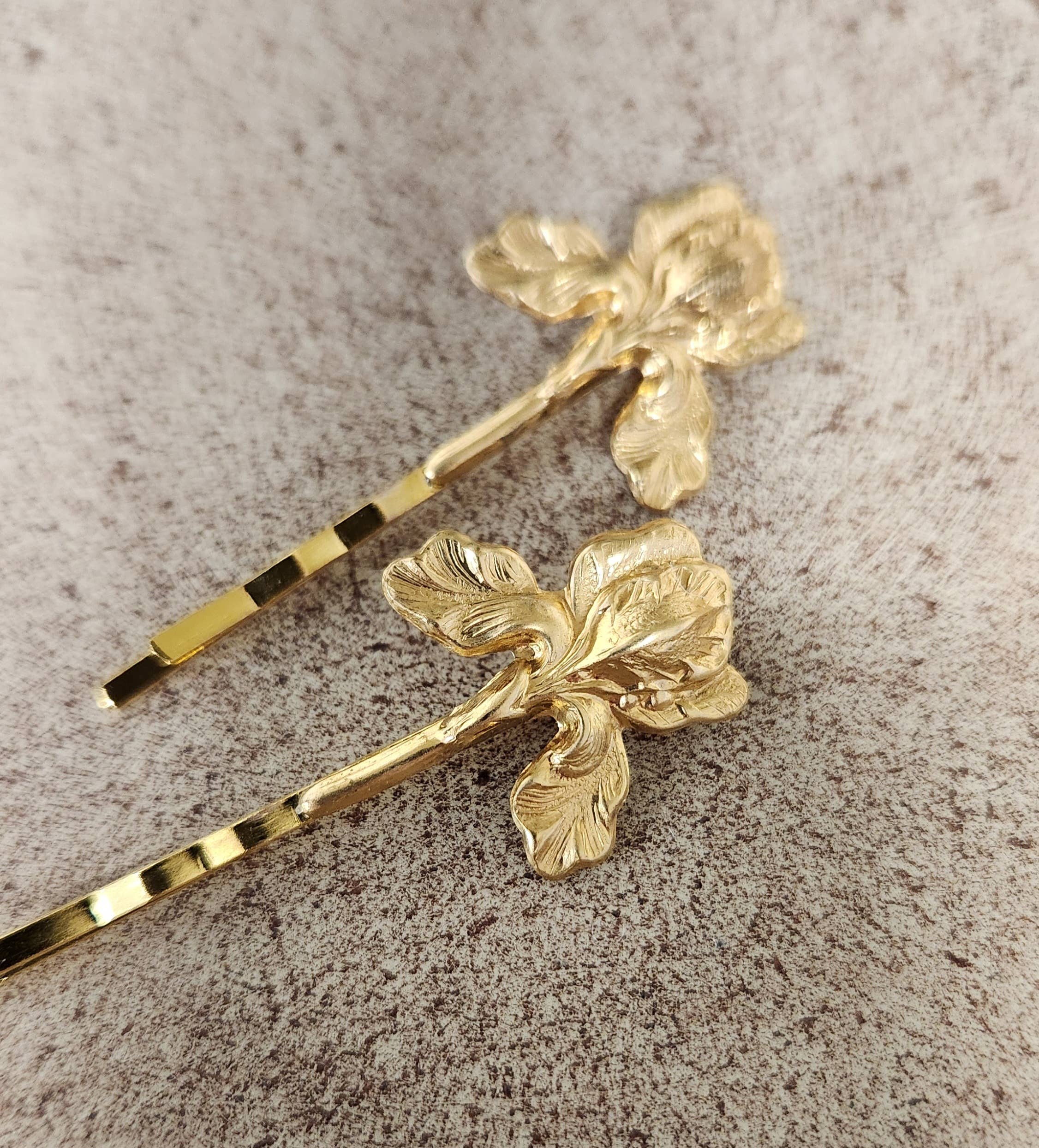 A Pocket of Posies - Wholesale Bobby Pin - Women's - Iris Bobby Pins -  Set of Two Pins2