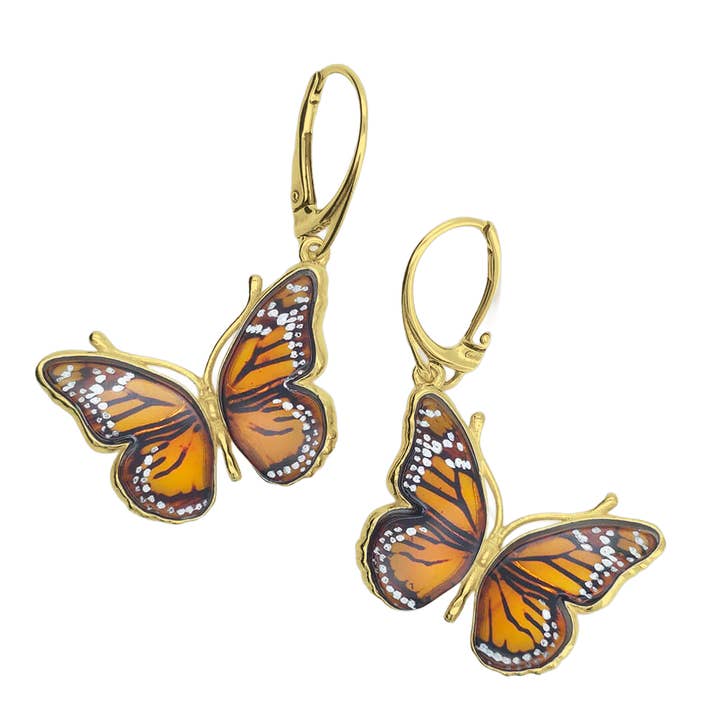 Boucles d'oreilles en argent plaqué or 14 carats, camée papillon en ambre pour la vente par Amberman